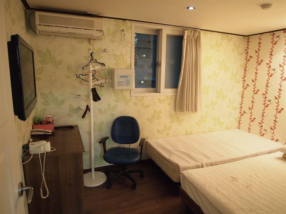 Shinchon Guest House Seoul Eksteriør billede